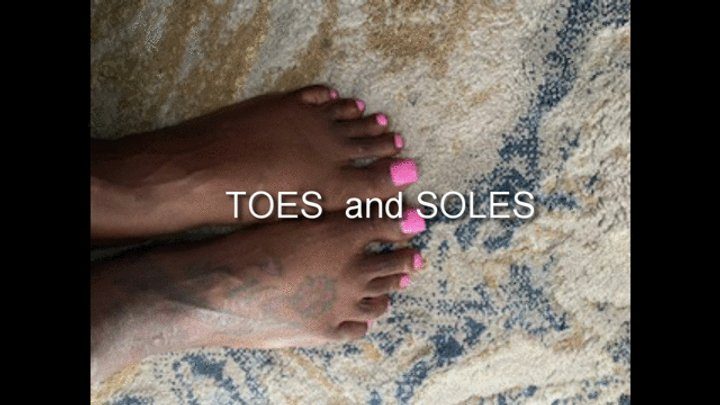 Dior's World - Pretty pink toes