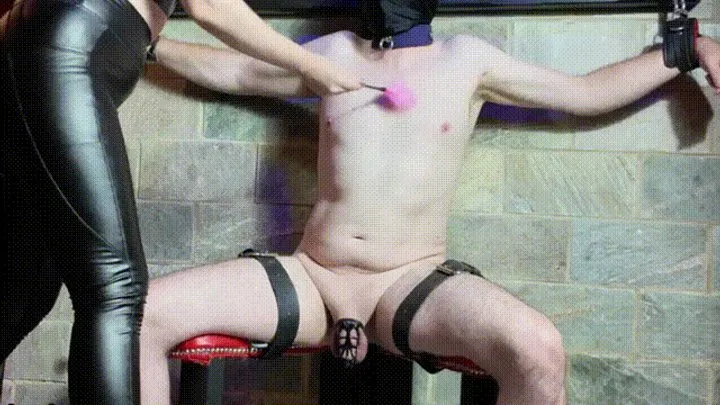 Princessdiss - Tickling Bondage slave with Princess Diss' long nails and feathers