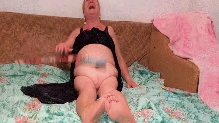 Appetizing Crumpet - Self-tickling Crumpet MP4