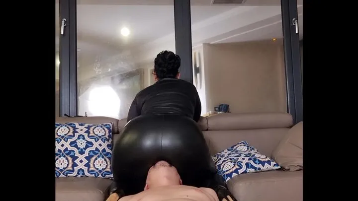 Miss Eva Worship Temple - Mistress Luna and Faith - Luxury farts in leather - close up view