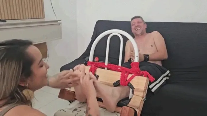 Pleasure Tickles - Babi And Renato - RENATO TICKLED - FULL HD