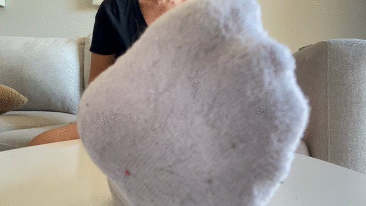 Sexy Feet 472 - Sweaty Soles and Toes