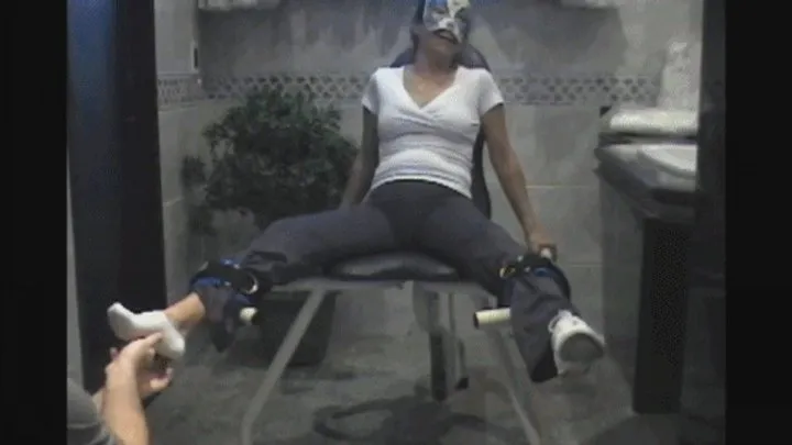 Tropical Foot Fetish Videos - ALESSANDRA IN A TICKLING PARTY AT CARNIVAL VINTAGE VIDEO FROM 2006