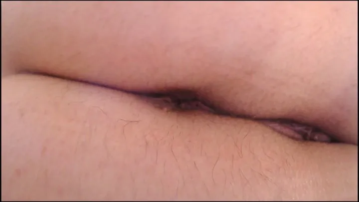 Nicoletta Embassi - Too much noise - big farts close together 4K