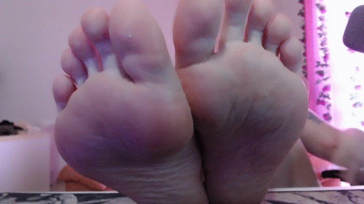 Kisicaxx - Deepening Your Foot Fetish