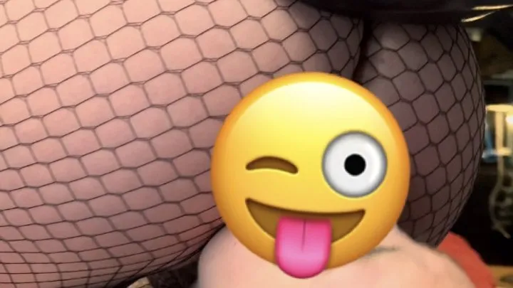 Nadia Sapphire - Bbw destroys gothic girl (stink face, lift and carry, suplexs)