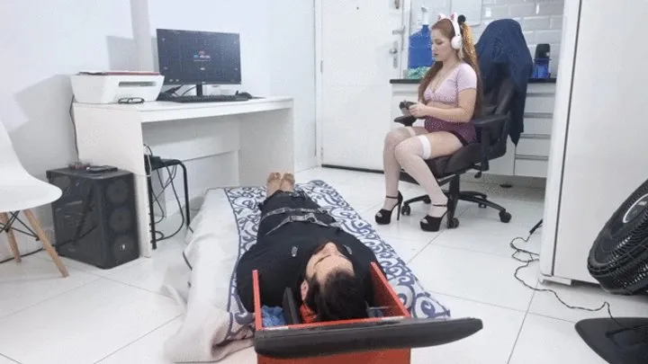 Gf Studios - REDHEAD GODDESS FARTING AND PLAY GAME PART 1 By NATASHA FIORI AND DANIEL SANTIAGO CAM BY DANI FULL HD