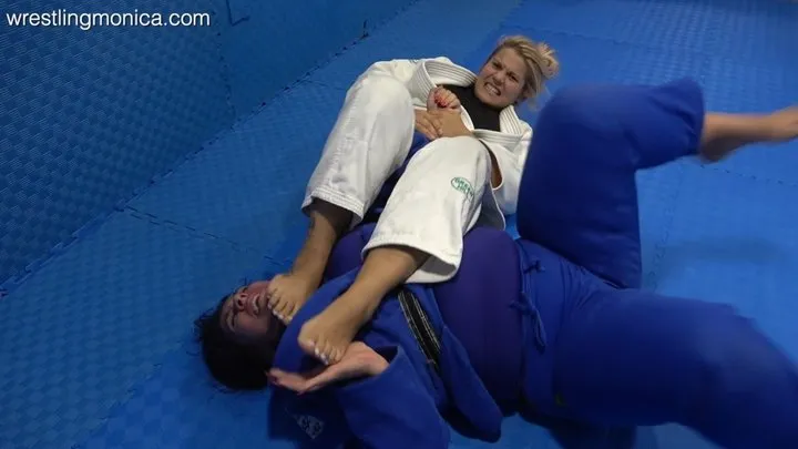 Gi-feet Vixens - Ina Black vs Gabi Gi Feet