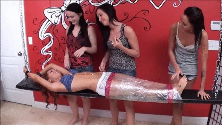 My Fetish Girls - This sexy babe is racked and tickled!