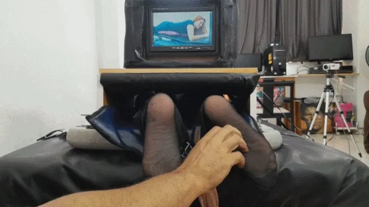 Tropical Foot Fetish Videos - Amanda in facedown soles tickling tv 2024