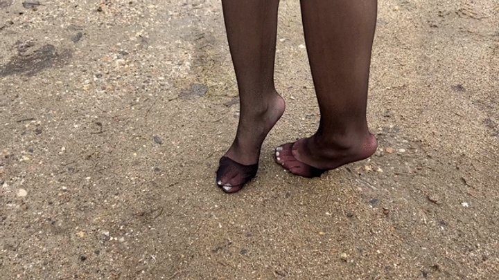 Housebeautyheels - the girl found herself in the forest without shoes, in stockings, she walks along a dirty wet path barefoot in stockings (reupload)