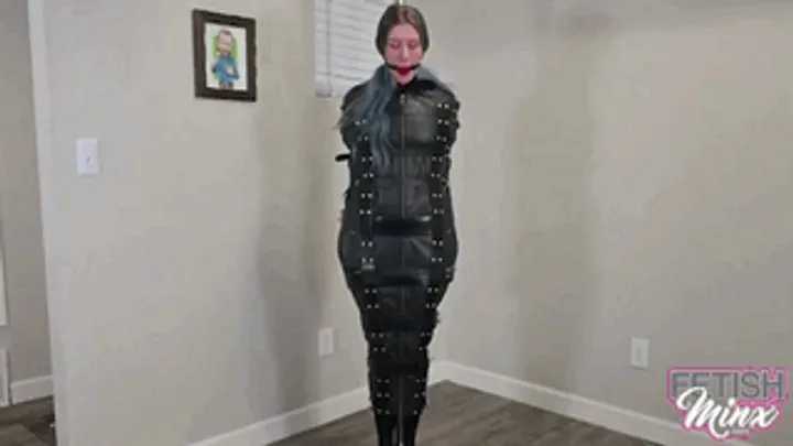 Minx Grrl's Fetish Corner - Persephone Bagged and Pole Bound (MP4 Format)