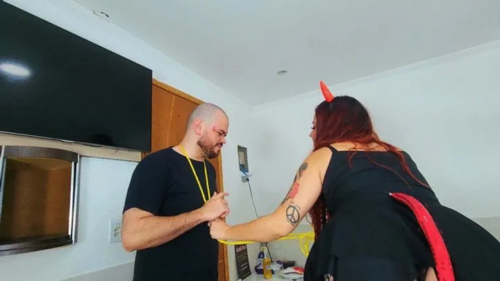 Manuela Albertine Fetish - Farting Brazilian domination, by Miss Ariel and Slave Rebbit Guy, (cam by Manu) FULL HD