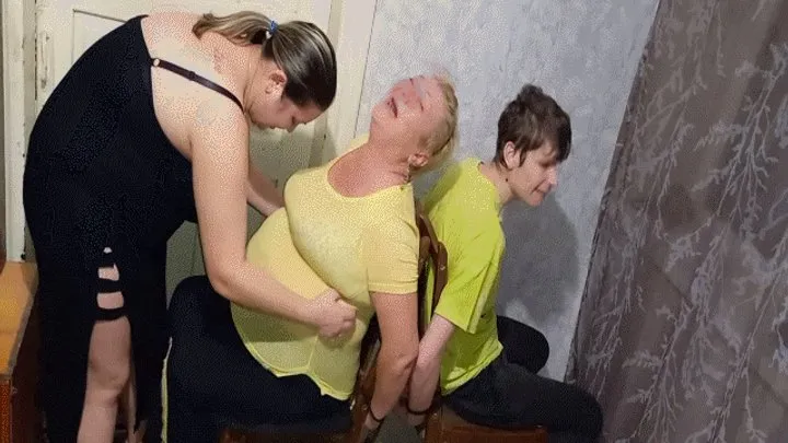 Appetizing Crumpet - Ticklish party for Natalie MP4