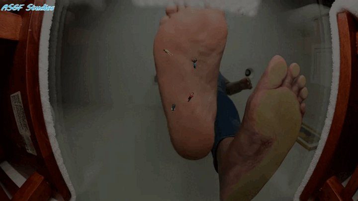 Amateur Soles Giantess And Footjobs - Giant Latina with wide soles FAT SOLE POV CRUSH, GIANTESS - MP4