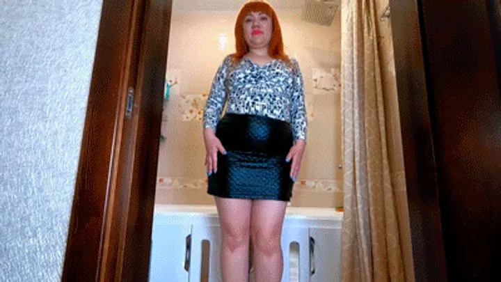 Layla Taylor - Mini Skirt Long Gift