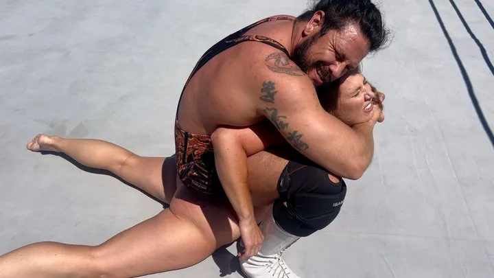 Butt Wrestling Inc - Camel Domination
