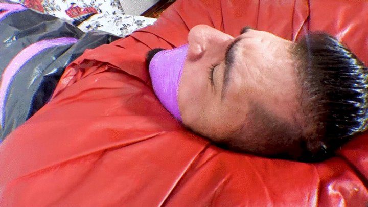 Ms Fetish Studio - New Blonde Pawg making slave in chair with her ass leaving the slave breathless By Bianca Blond and Daniel Santiago Cam By Aline Full HD
