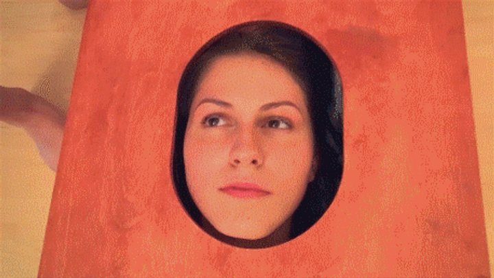 Wonderful Life Of Eva Marcu - Know your place, do your job and I will like you!