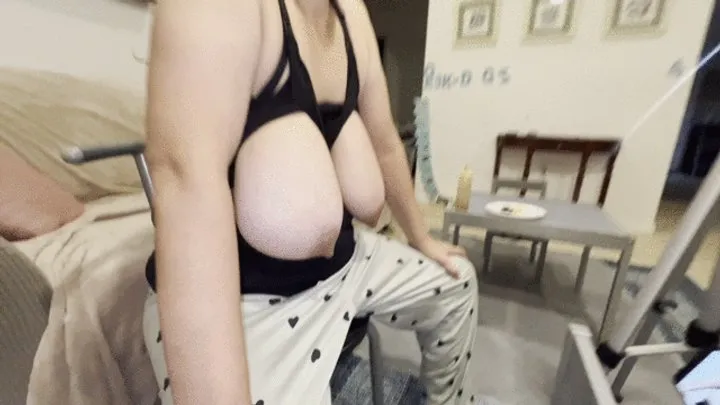 Veevee Vixen - MILF Torpedo tits cam 1