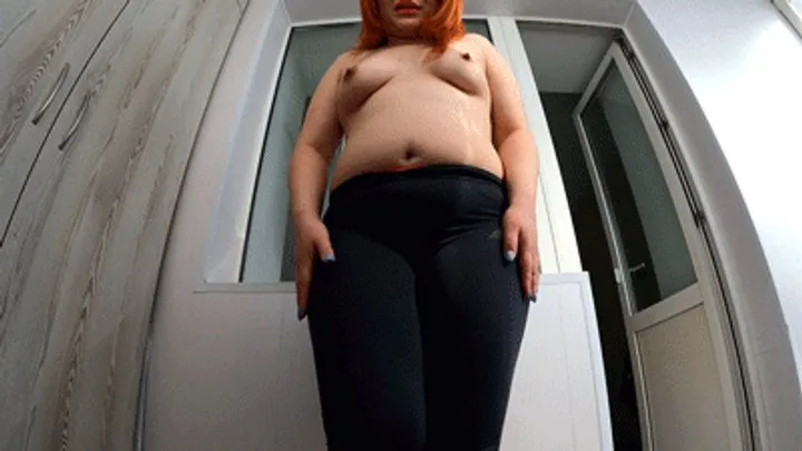 Layla Taylor - Desperate Dirty Mess In Sport Leggings