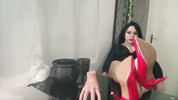 Atenna Shelby Fetish Bbw - Arched and large soles ignoring you and insulting you Feet on the table