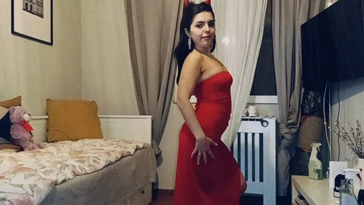 Fartingqueen - farting in my sexy dress