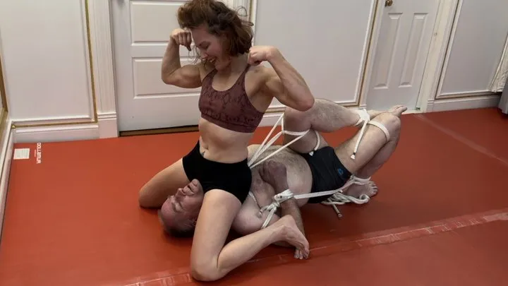 Foxxysqueeze - VeVe Lane wrestling and tying up Udo (real session)