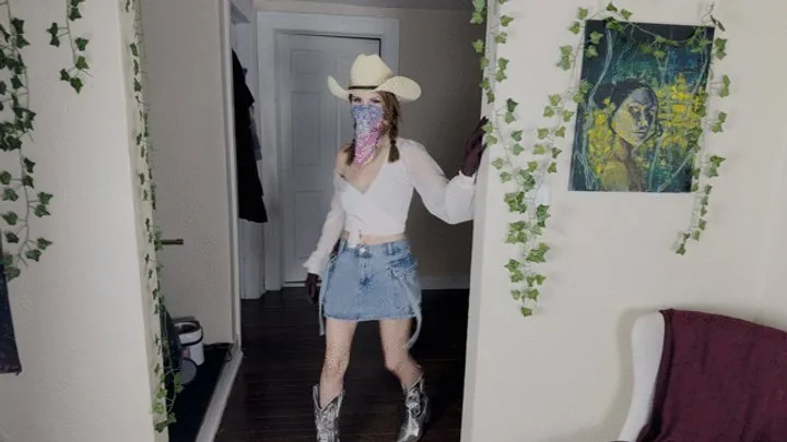 Zura Moonleaf - Cowgirl Constrained: A Wild West Bondage Encounter
