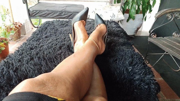 Goddess Foot Fetish - Very pronounced arches tasted up close (1)