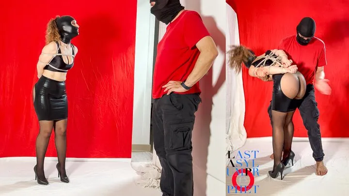 Lap Danger Clips - Kinky Nikky's escape training Part 1 (full hd)