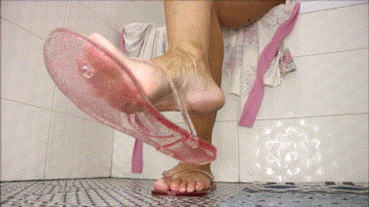 Story Of Great And Sexy Brunette - Look at her flip flops when your girl in bathroom