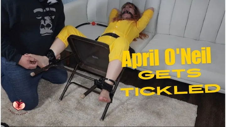 Sweetpeacheslane - April O'Neil gets full body tickled