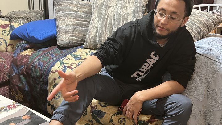 Malefootflava 23339 Clip Store - Malefootflava Shows off Rodd's manly Seductful sole tease