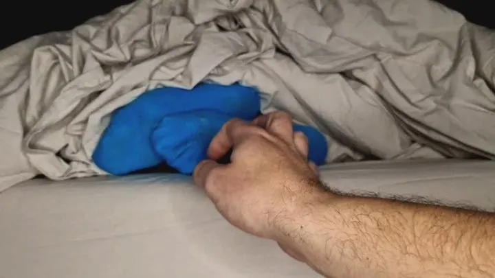 Onlysockstk - Tickled in the bed !
