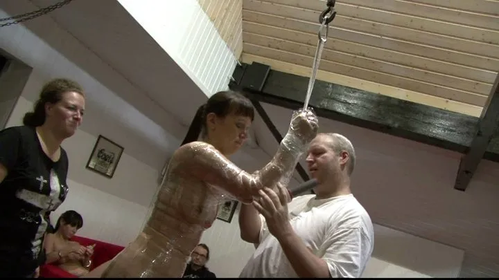 Tied In Public - December Special - Public Photoshooting in our Studio with Yvette Costeau - Part 1 mp4 SD