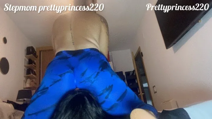 Prettyprincess - stepmother eats and suffers with my farts