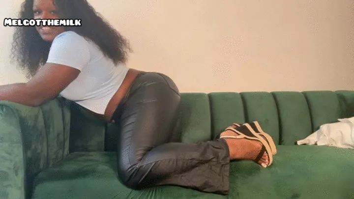 Melaninfarts - Rumbling stomach, Leather pants Farts - custom order