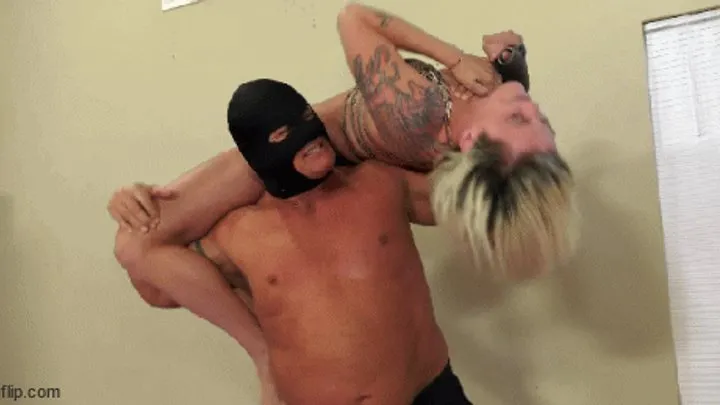 Grappling Gals - GR 497 Andi Vicious vs Venom mp4