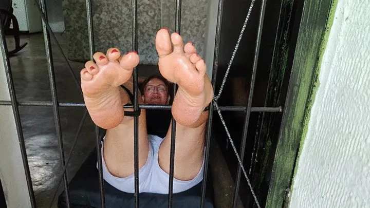 Goddess Foot Fetish - Tickling at Angelin's feet (1)