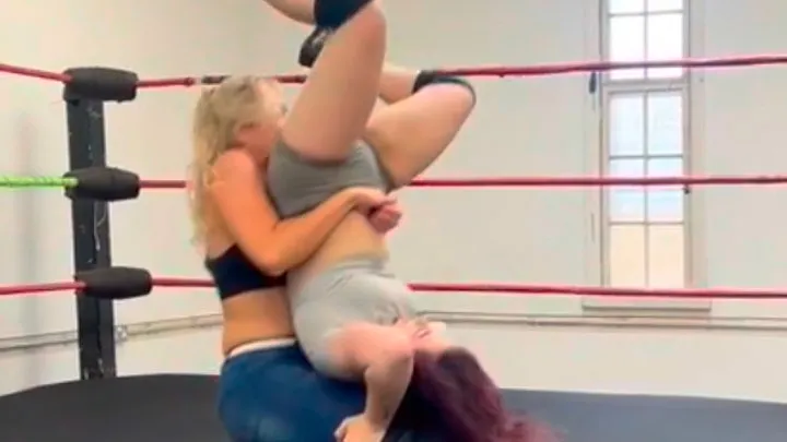 Power Girls Pro Wrestling - Dropped on her head