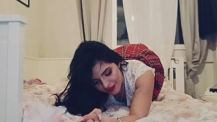 Fartingqueen - Farting in white panties