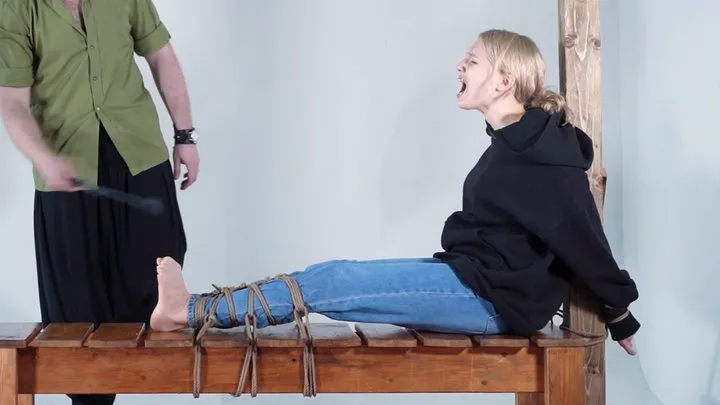 Russian Girls In Fetish - FAILED CASTING: SOFT BRAMBLE'S FEET GOT DESTROYED (HD)