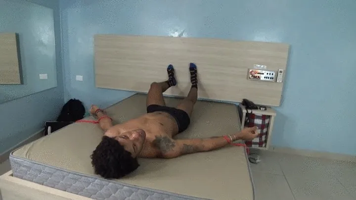 Gf Dominator - SUFFER UNDER MY ASS SMELLING THE FARTS AND SMELLING MY BURP - PART 1 BY ALFONSO FAROPHA - FULL VERSION IN FULL HD