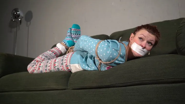 Altgirlsbound - 4297 Evilinda in Xmas Sweater Hogtie