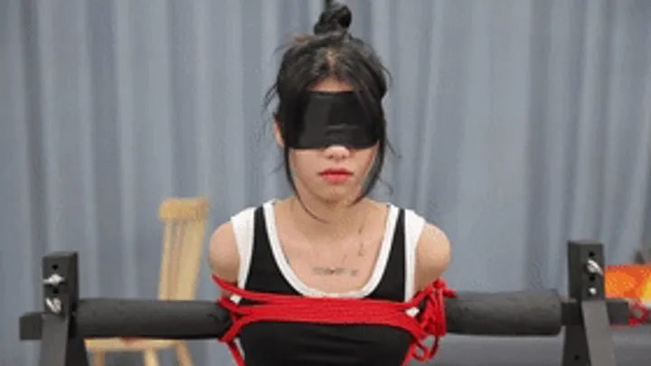 Chinese Bondage Foot Fetish - xy258-A girl in pantyhose was tied to a steel frame with her feet hung up behind her and was brought to orgasm by a vibrator