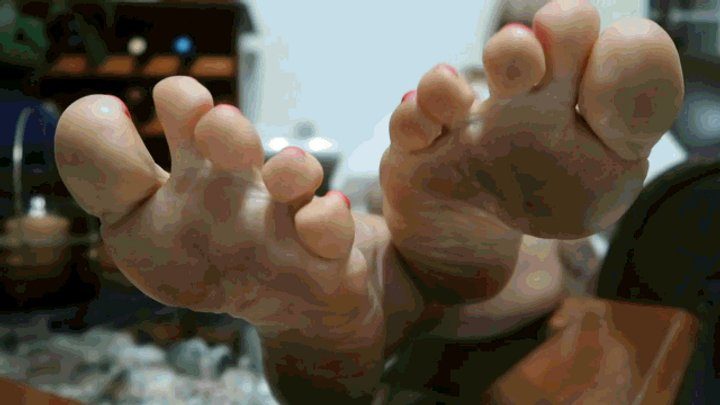 Princess Of Volcanoes - Dirty, sweaty, smelly feet WMV (1920x1080) FHD