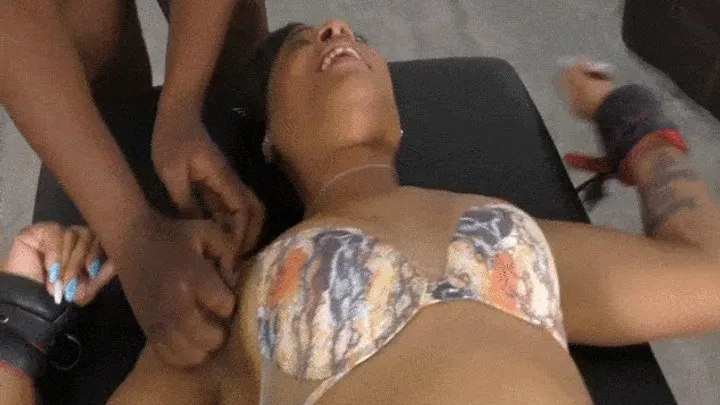 Sexual Alexis - NaeJae tickles Kendra