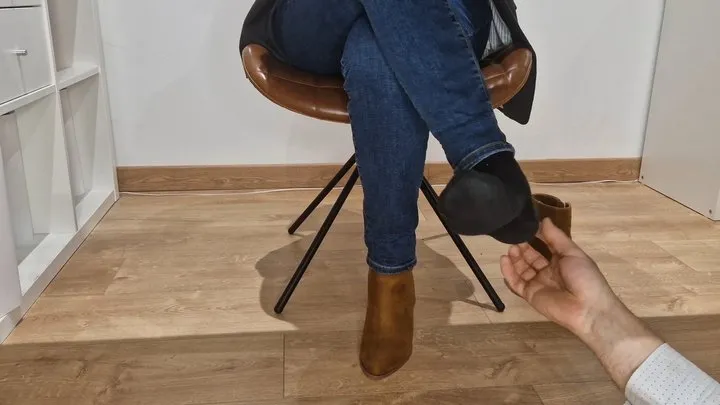 Onlysockstk - Tickled while she work !