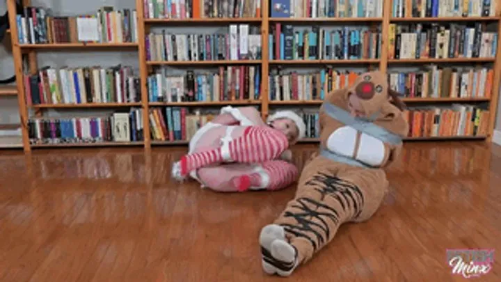 Minx Grrl's Fetish Corner - Izzabella and Minx - The Christmas Card Shoot (MP4 Format)